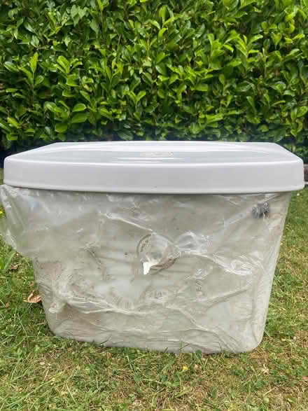 Photo of free China toilet cistern (unused) (Baldock (SG7)) #1