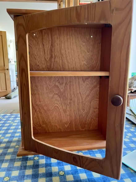 Photo of free Cabinet with mirror (Hayling Island PO11) #1