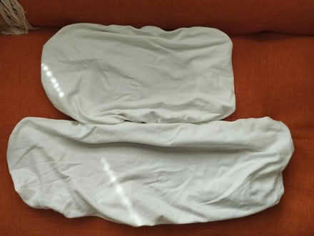 Photo of free Moses and crib fitted sheets (Woodhill SE18) #1