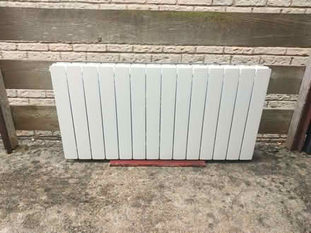 Photo of free Four good radiators (Bussage GL6) #3