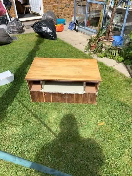Photo of free Pine TV table (Hanwell Fields OX16) #4