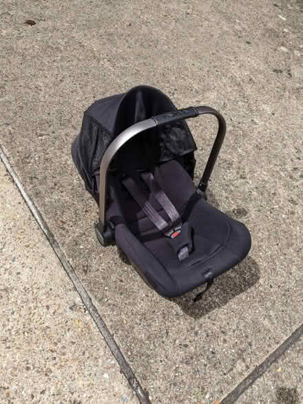 Photo of free Pipa lite LX car seat, isobase (TW10) #1
