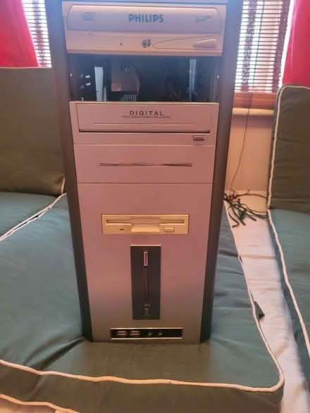Photo of free Computer Tower (West Thurrock RM20) #1