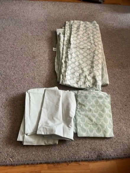 Photo of free Single duvet cover with pillowcases (Torbrex FK7) #1