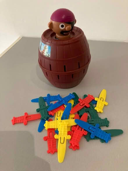 Photo of free Pop Up Pirate Game (Dickens heath B90) #3
