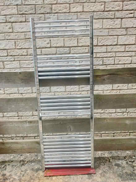 Photo of free Four good radiators (Bussage GL6) #1