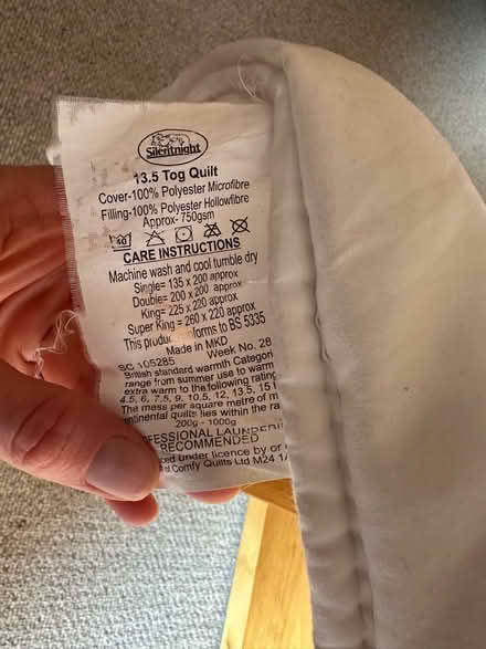 Photo of free King sized duvet (Daubeney Road, E5) #2