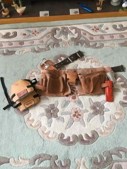 Photo of free Leather toolbelt and knee pads (LE2 Aylestone Leicester) #1