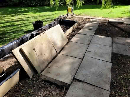 Photo of free Concrete slabs - various sizes (Le24fg) #2