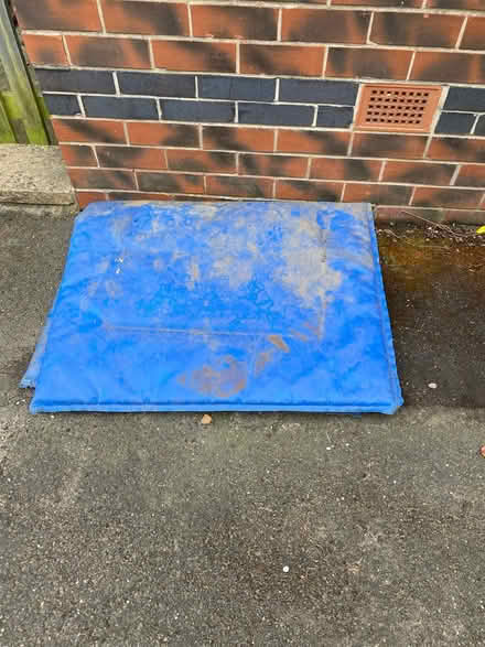 Photo of free Thin crash mat (Ecclesall S11) #1