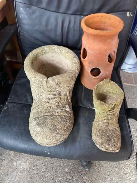 Photo of free Garden ornaments (WR14 Lower Howsell) #1