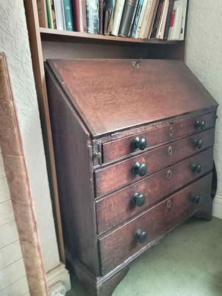 Photo of free bureau (Leominster HR6) #1