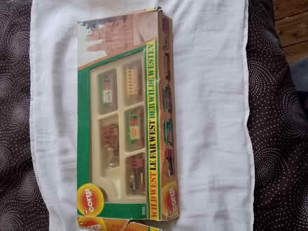 Photo of free Corgi Wild West set (Ifield West) #2
