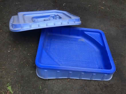 Photo of free Sand pit / paddling pool (Barnard's Green WR14) #2
