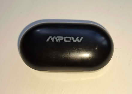 Photo of free MPOW earbud case with single L earbud can't get it to link w (Dodleston CH4) #1