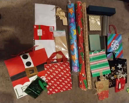 Photo of free gift paper, bags, boxes (Palo Alto, Ventura) #1