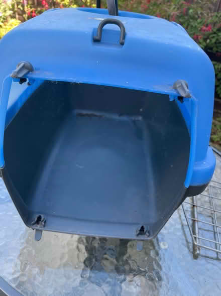 Photo of free Pet carrier (Southdown AL5) #2