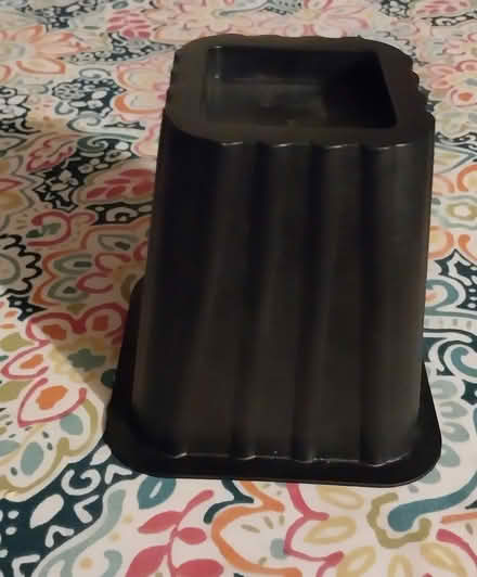 Photo of free bed risers (Palo Alto, Ventura) #1