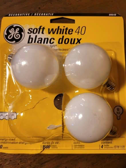 Photo of free Vanity bulbs (Kitchener) #2