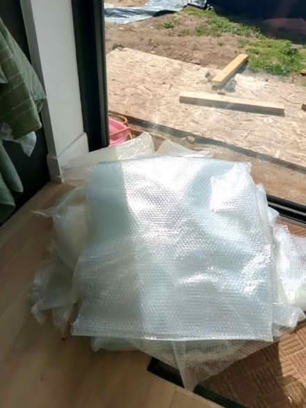 Photo of free Large pieces of Bubble wrap (Norbiton KT3) #2