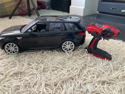 Photo of free Large remote control Range Rover (Chichester central PO19) #1