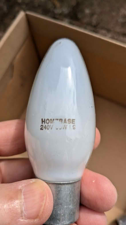 Photo of free 50W B22 incandescent candle bulb (Dean Court OX2) #1