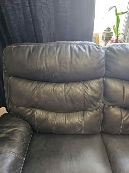 Photo of free Leather sofa (Hartcliffe) #4