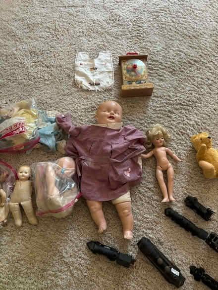 Photo of free Antique dolls and toys (Eastbluff) #2