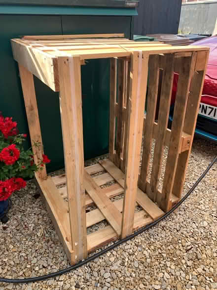 Photo of free Wooden crate (Cholsey OX10) #1