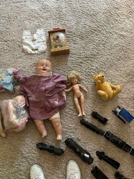 Photo of free Antique dolls and toys (Eastbluff) #1