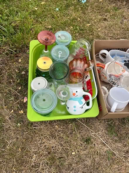 Photo of free Assorted books/cups/glasses (Orpington BR5) #4