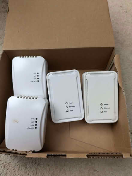 Photo of free 4 power line ethernet adapters (Oxford OX2) #1
