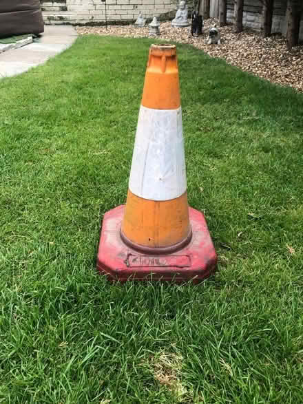 Photo of free Traffic cones (West End LA3) #1