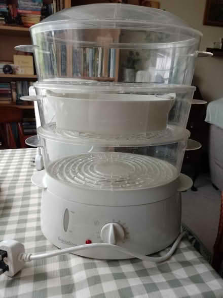 Photo of free 3tier steamer with dish (Barnham) #1