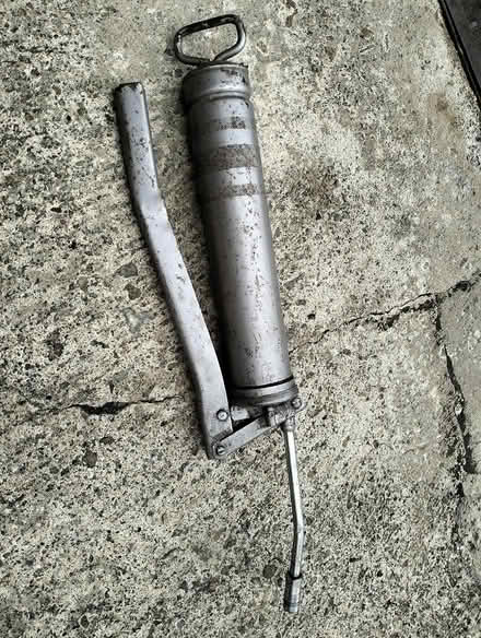 Photo of free Grease gun (Swindon SN2) #1