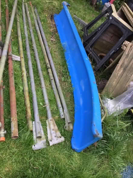 Photo of free Tp frame poles (Eye) #2