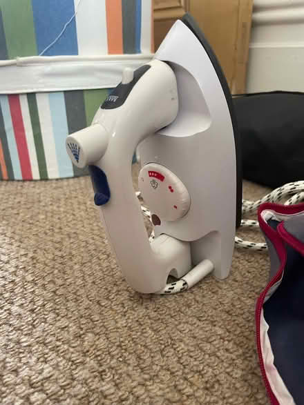 Photo of free Travel iron (Kingswood) #1