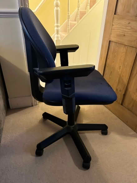 Photo of free Office chair (Wimbledon-SW19) #1