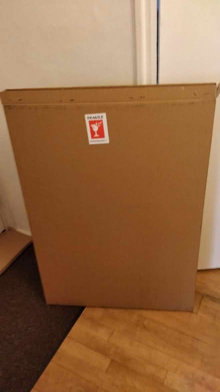 Photo of free Picture cardboard box (Stockwell SW9) #2