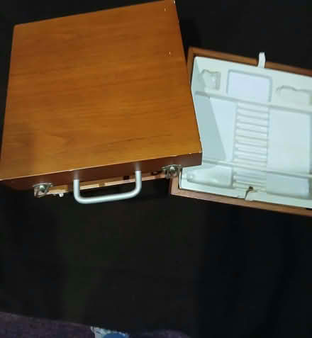 Photo of free Wooden art case (Woodlands TW7) #1