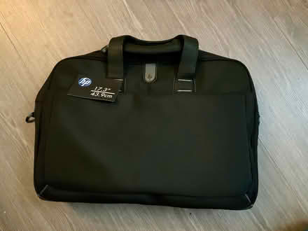 Photo of free HP large laptop bag (Lavender Hill SW11) #1