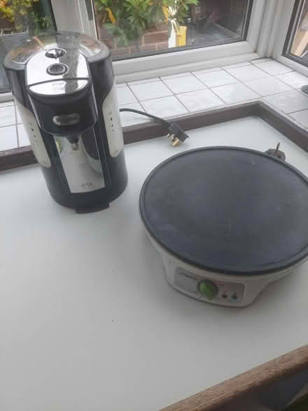 Photo of free Single boil kettle and grill plate (Horsforth LS18) #1