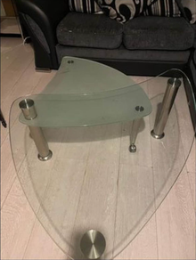 Photo of free 2 tier glass coffee table (Bracknell’s RG42) #3