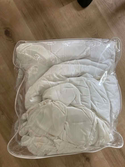 Photo of free Mattress protector. (Bonds Cross EX21) #1