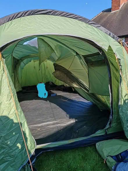 Photo of free BIG 8 person Vango Kasari 800 tent (Langer Lane, S40) #3