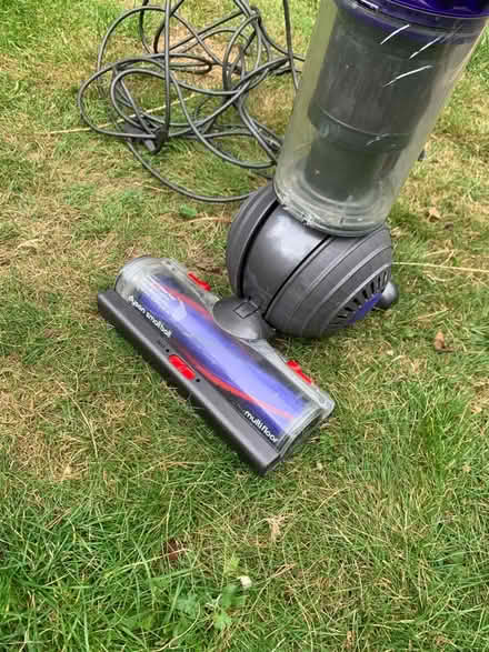 Photo of free Dyson small ball vacuum cleaner (Epping CM16) #2