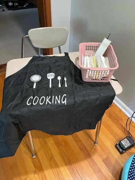 Photo of free Masks and kitchen stuff (Glenview) #2
