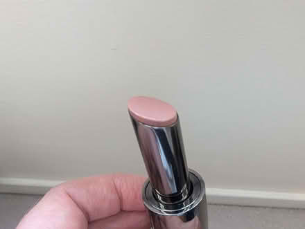 Photo of free Good quality lipstick (Chesser EH14) #1