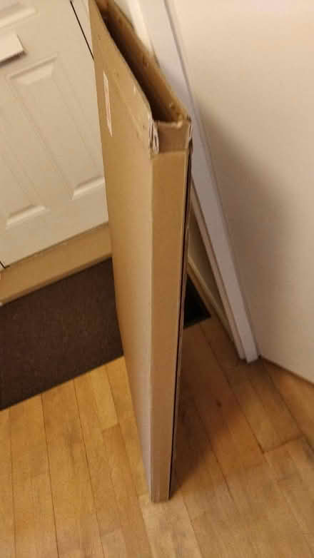 Photo of free Picture cardboard box (Stockwell SW9) #1
