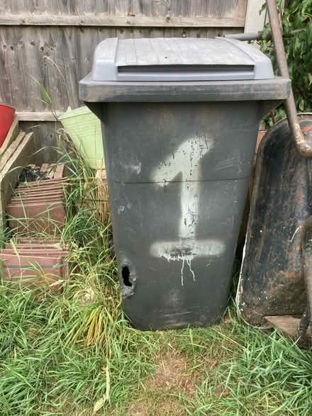 Photo of free Black wheely bin (RG8 Pangbourne) #1